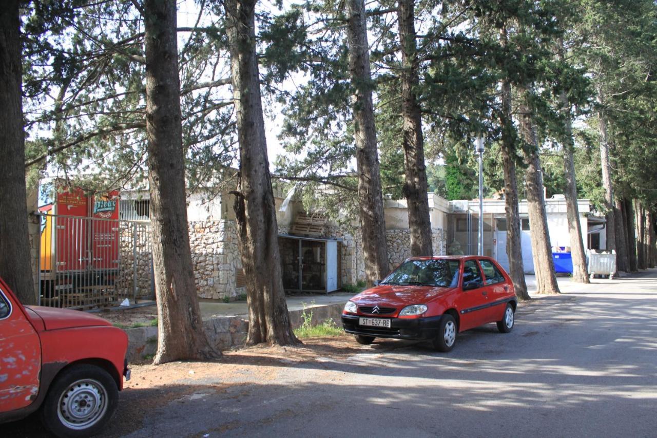 Apartments With A Parking Space Jelsa, Hvar - 8713 Jelsa (Hvar) Exterior foto