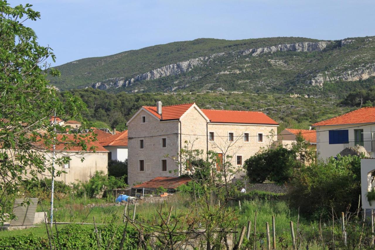 Apartments With A Parking Space Jelsa, Hvar - 8713 Jelsa (Hvar) Exterior foto